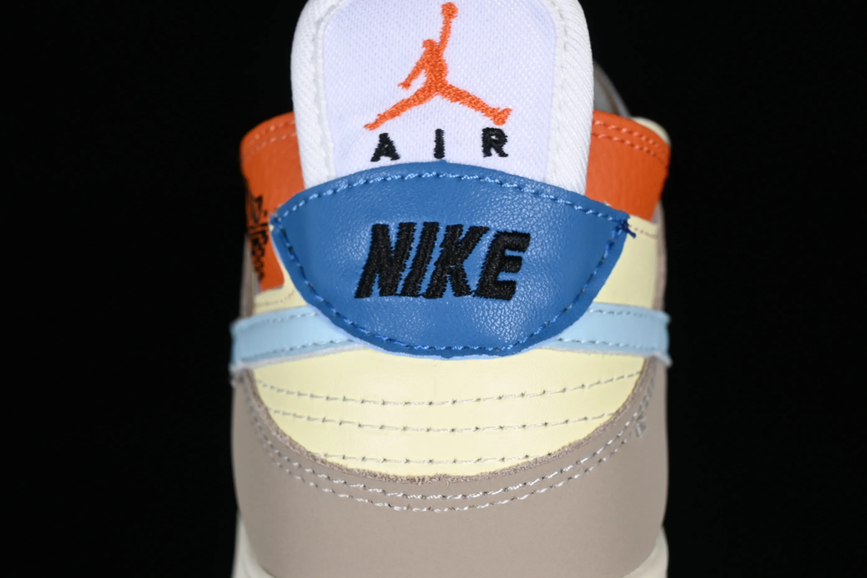 All categories Nk SB Dunk series Nk SB Dunk Low low-top sneakers Nk SB Dunk Low Nike four-in-one multi-element casual sneakers BQ6817-068